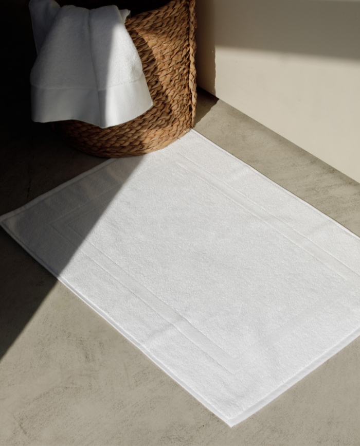 Bath Math Mare White