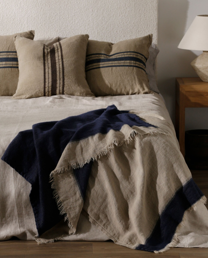 Agnes Linen Blanket