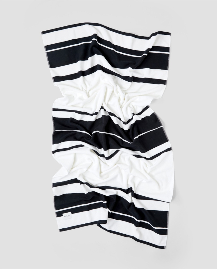 Beach Towel Aina Black